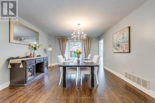 335 Queen Street S, Mississauga, ON - Indoor Photo Showing Dining Room