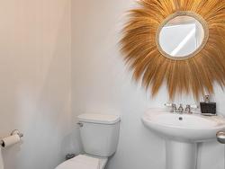 Powder room - 