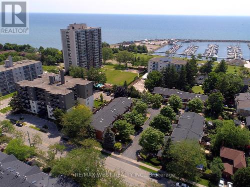 103 - 2365 Marine Drive, Oakville, ON 