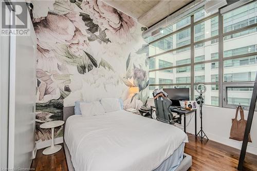 637 Lake Shore Boulevard W Unit# 403, Toronto, ON - Indoor Photo Showing Bedroom