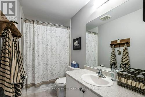 419 Dolman Street, Woolwich, ON - Indoor Photo Showing Bathroom