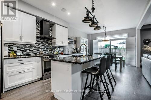 419 Dolman Street, Woolwich, ON - Indoor Photo Showing Kitchen With Upgraded Kitchen