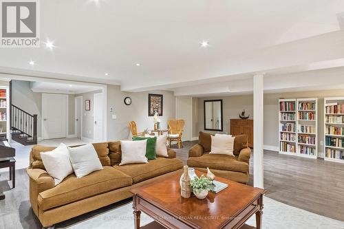 7 - 1199 Lorne Park Road, Mississauga, ON - Indoor Photo Showing Living Room