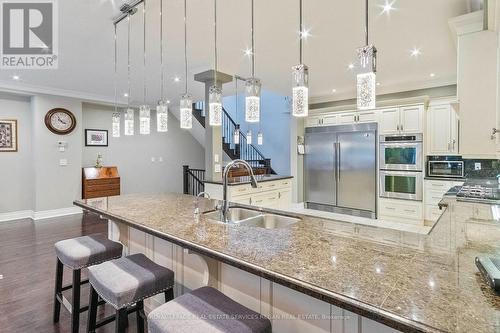 7 - 1199 Lorne Park Road, Mississauga, ON - Indoor Photo Showing Kitchen With Stainless Steel Kitchen With Double Sink With Upgraded Kitchen