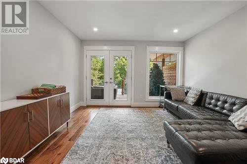 115 Clapperton Street, Barrie, ON - Indoor Photo Showing Living Room