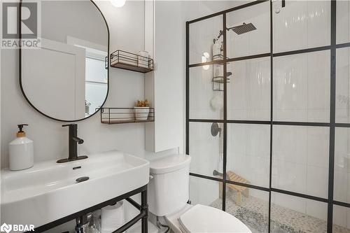 115 Clapperton Street, Barrie, ON - Indoor Photo Showing Bathroom