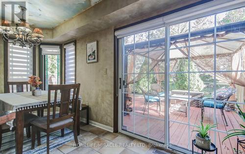 1699 Samuelson Circle, Mississauga, ON - Indoor Photo Showing Dining Room