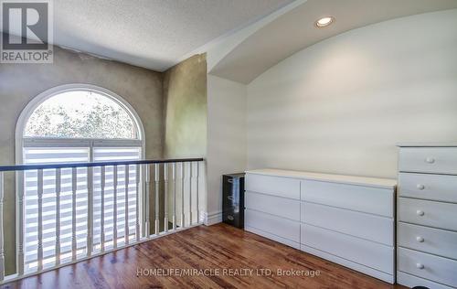 1699 Samuelson Circle, Mississauga, ON - Indoor