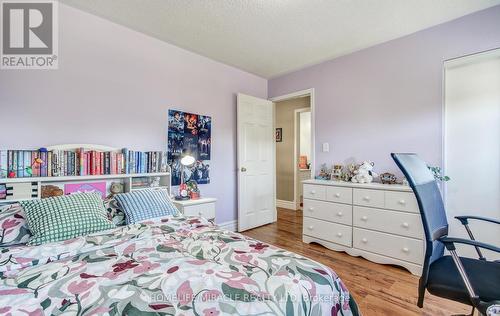 1699 Samuelson Circle, Mississauga, ON - Indoor Photo Showing Bedroom