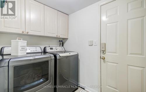 1699 Samuelson Circle, Mississauga, ON - Indoor Photo Showing Laundry Room