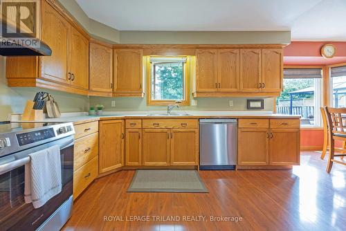 10 Timberlane Crescent, St. Thomas, ON - Indoor Photo Showing Kitchen