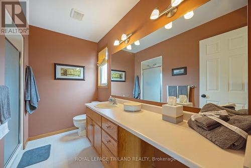 10 Timberlane Crescent, St. Thomas, ON - Indoor Photo Showing Bathroom