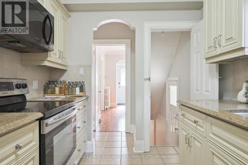 232 Fairlawn Avenue, Toronto, ON - Indoor Photo Showing Kitchen