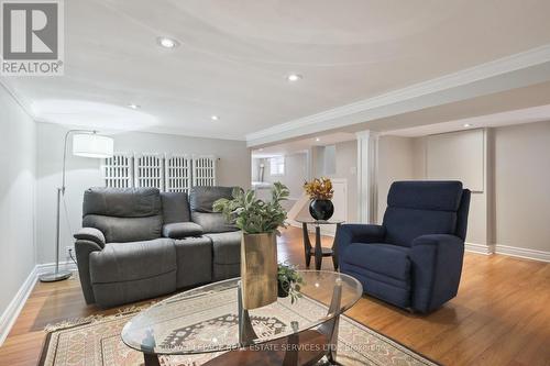 232 Fairlawn Avenue, Toronto, ON - Indoor Photo Showing Living Room