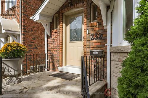 232 Fairlawn Avenue, Toronto, ON - Outdoor