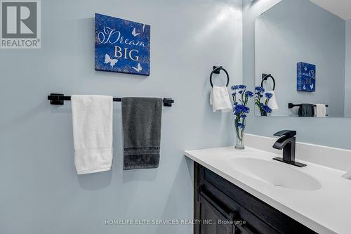 3 Lenthall Avenue, Toronto, ON - Indoor Photo Showing Bathroom