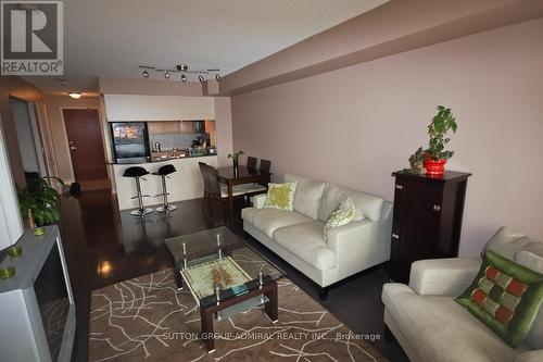 1404 - 4080 Living Arts Drive, Mississauga, ON - Indoor Photo Showing Living Room