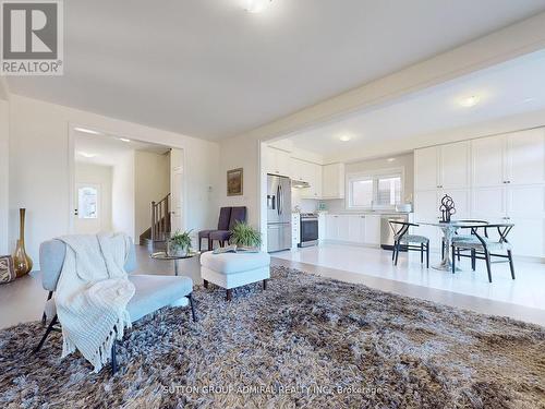 169 Muirfield Drive, Barrie, ON - Indoor Photo Showing Living Room