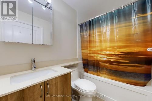 1713 - 1 Michael Power Place, Toronto, ON - Indoor Photo Showing Bathroom