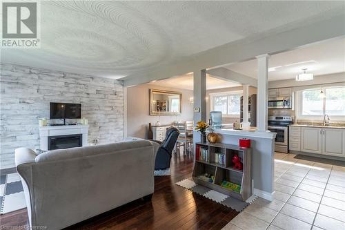 59 Regent Avenue, Hamilton, ON - Indoor With Fireplace