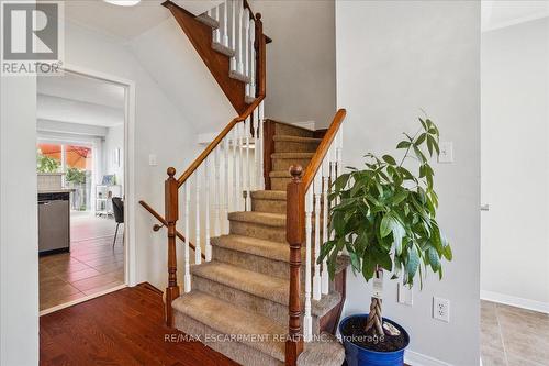 2403 Emerson Drive, Burlington, ON - Indoor Photo Showing Other Room