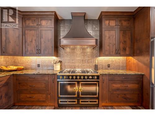 1505 Britton Road, Summerland, BC - Indoor Photo Showing Kitchen