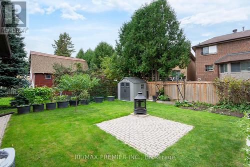 110 Clarence Street, Vaughan, ON - Outdoor With Backyard