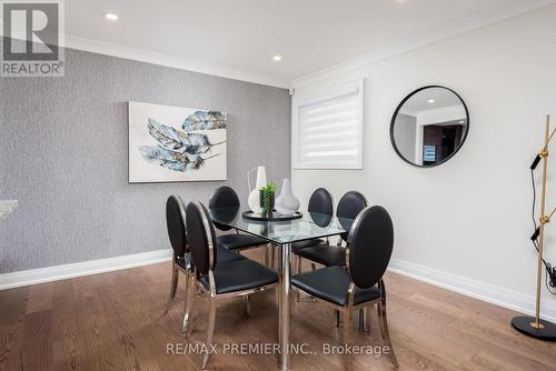 110 Clarence Street, Vaughan, ON - Indoor Photo Showing Dining Room