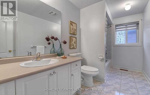 11 Canarygrass Drive, Brampton, ON - Indoor Photo Showing Bathroom