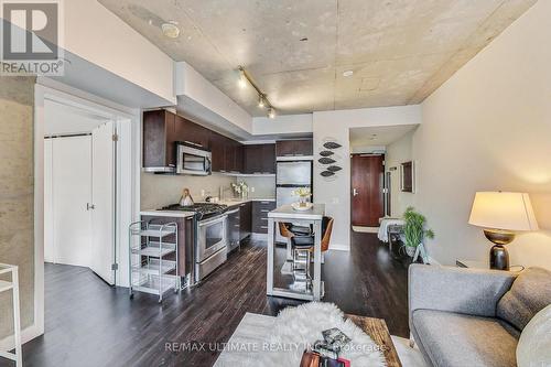 614 - 25 Oxley Street, Toronto, ON - Indoor