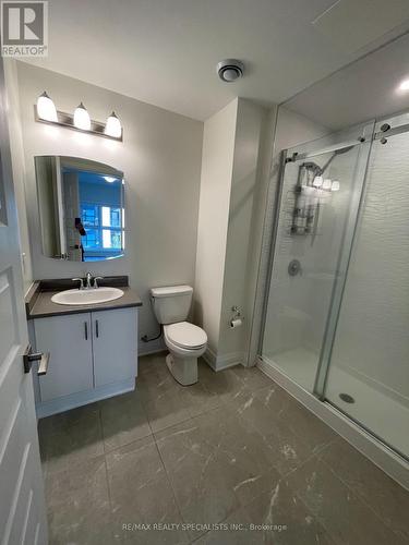 329 - 128 Grovewood Common, Oakville, ON - Indoor Photo Showing Bathroom