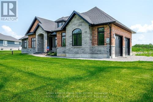 17 Avalon Drive, Kawartha Lakes, ON - Outdoor With Facade