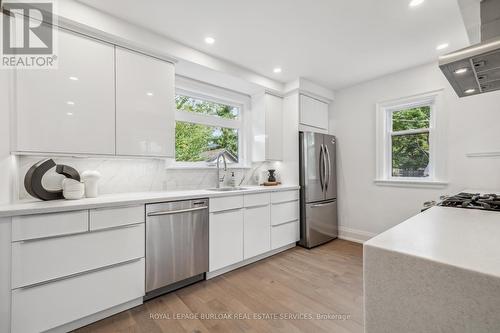 317 Guelph Line, Burlington, ON - Indoor Photo Showing Kitchen With Upgraded Kitchen