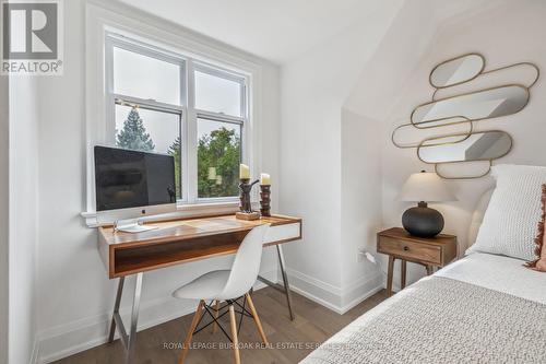 317 Guelph Line, Burlington, ON - Indoor Photo Showing Bedroom