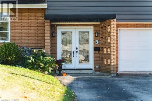 front entryway - 53 7Th Street, Hanover, ON - Outdoor With Exterior