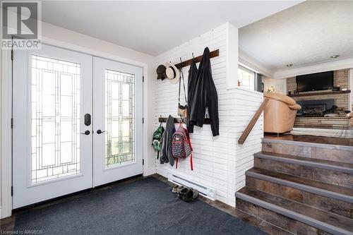 foyer - 53 7Th Street, Hanover, ON - Indoor Photo Showing Other Room