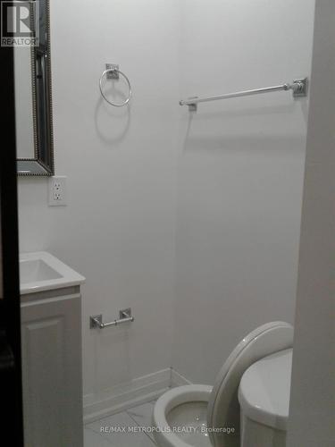 65 Elnathan Crescent, Toronto, ON - Indoor Photo Showing Bathroom