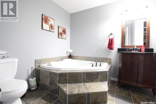 212 Qu'Appelle Street, Welwyn, SK - Indoor Photo Showing Bathroom