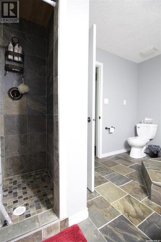 212 Qu'Appelle Street, Welwyn, SK - Indoor Photo Showing Bathroom