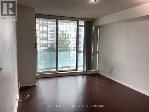 609 - 28 Pemberton Avenue, Toronto, ON - Indoor Photo Showing Other Room