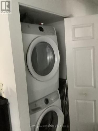 609 - 28 Pemberton Avenue, Toronto, ON - Indoor Photo Showing Laundry Room