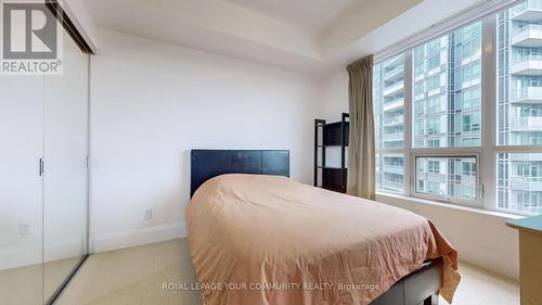 1422 - 100 Harrison Garden Boulevard S, Toronto, ON - Indoor Photo Showing Bedroom