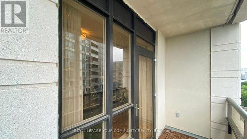 1422 - 100 Harrison Garden Boulevard S, Toronto, ON - Outdoor With Exterior