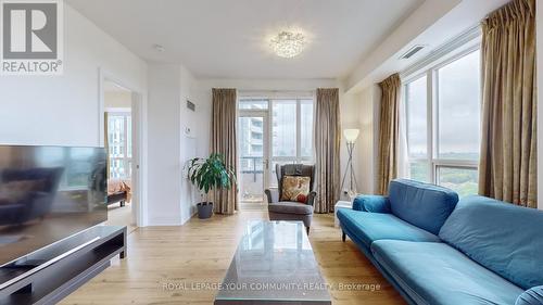 1422 - 100 Harrison Garden Boulevard S, Toronto, ON - Indoor Photo Showing Living Room