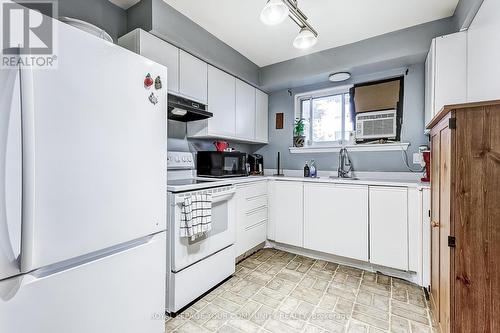 87 - 1333 Mary Street N, Oshawa, ON - Indoor Photo Showing Kitchen