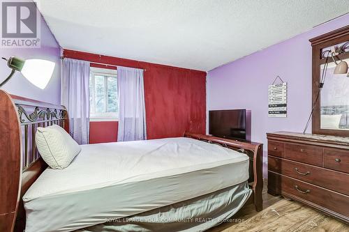 87 - 1333 Mary Street N, Oshawa, ON - Indoor Photo Showing Bedroom