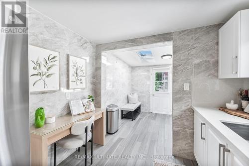 84 Rosethorn Avenue, Toronto, ON - Indoor Photo Showing Kitchen