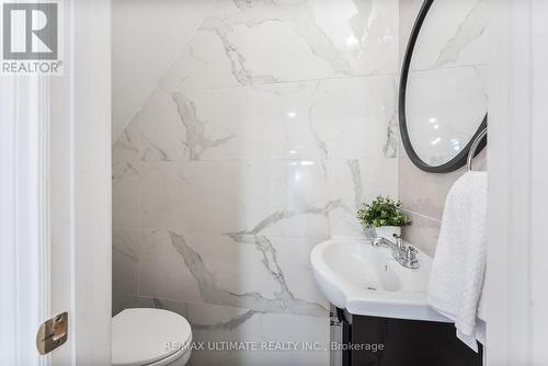 84 Rosethorn Avenue, Toronto, ON - Indoor Photo Showing Bathroom