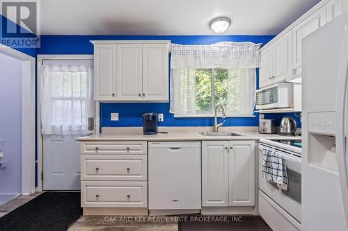 592 Ridgewood Crescent E, London, ON - Indoor Photo Showing Kitchen