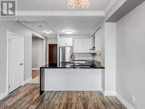 2103 - 100 John Street, Brampton, ON - Indoor Photo Showing Kitchen